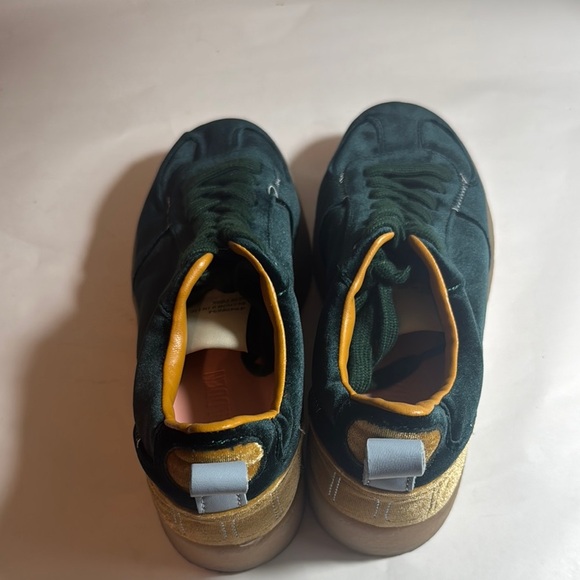 Gently used Steve Madden green suede women’s shoes 7M - Picture 5 of 5